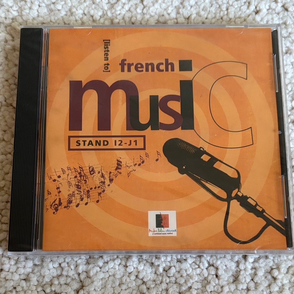 NIP Listen to French Music CD